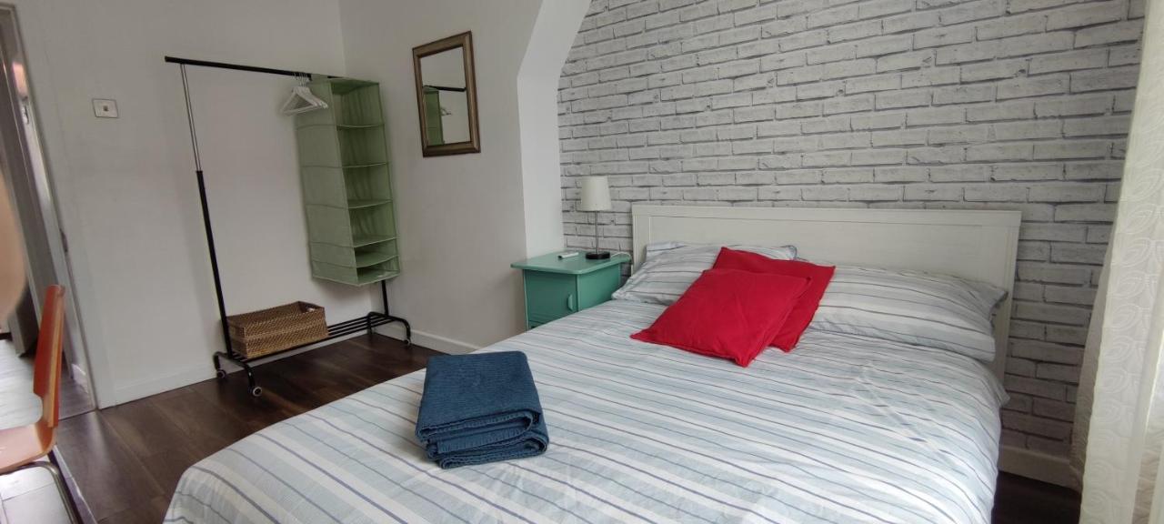 Location Location Location, Whole Apartment For You! Londres Exterior foto
